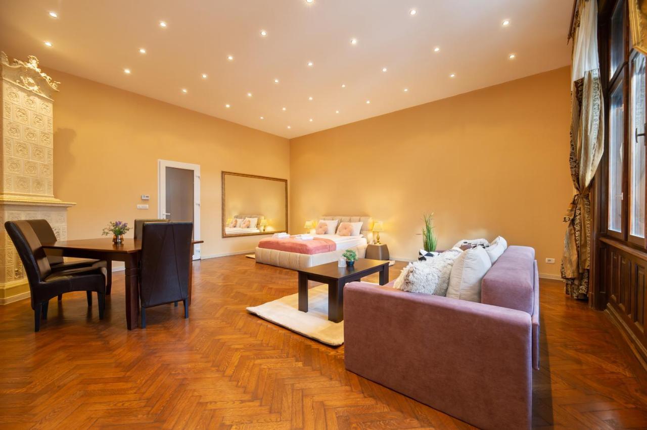 Central Park Residence Μπρασόβ Εξωτερικό φωτογραφία