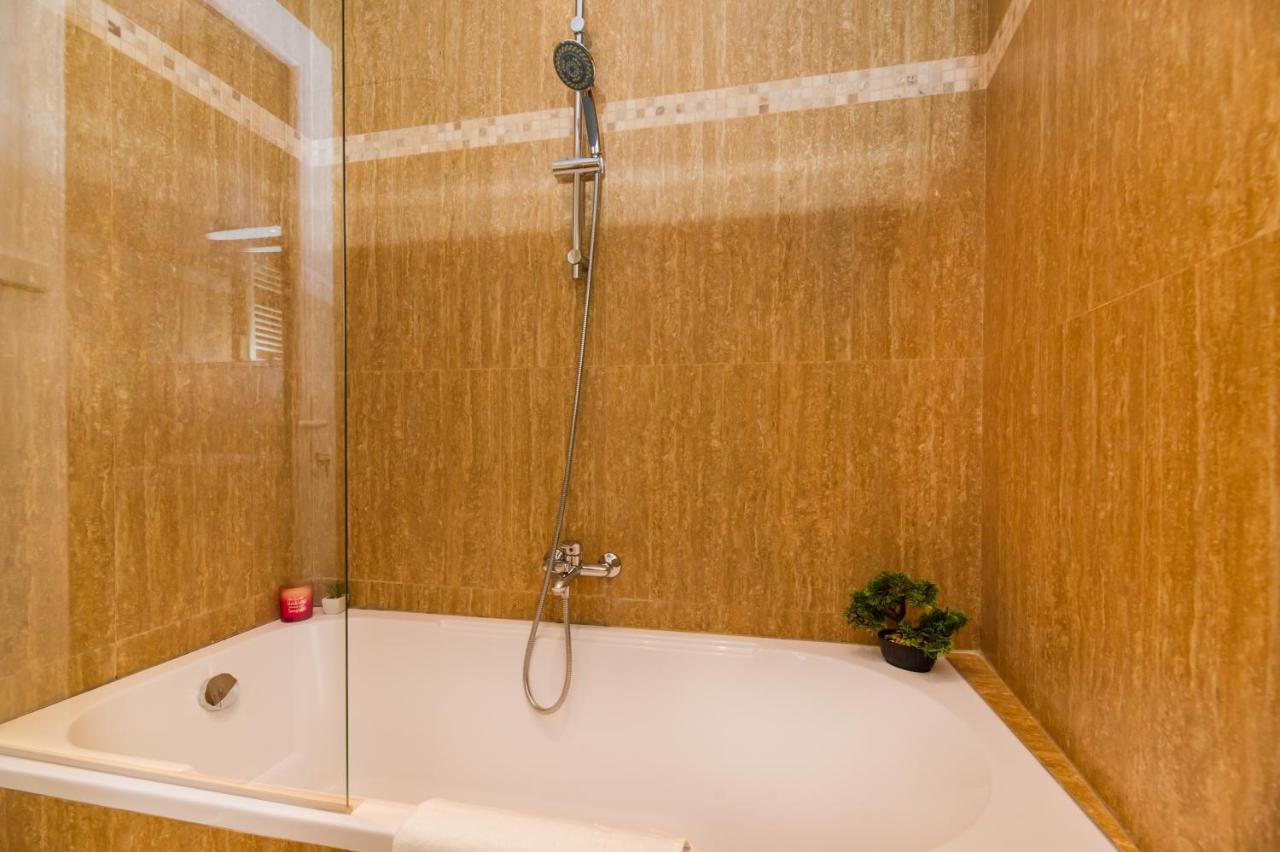 Central Park Residence Μπρασόβ Εξωτερικό φωτογραφία