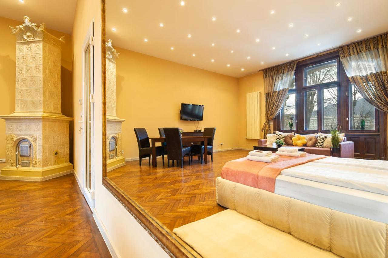 Central Park Residence Μπρασόβ Εξωτερικό φωτογραφία